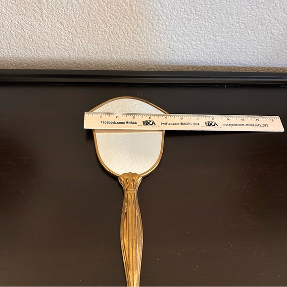 Vintage Lace Back Hand Mirror Brass French Boudoir Vanity Mirror Art Deco 13” - Picture 3 of 8